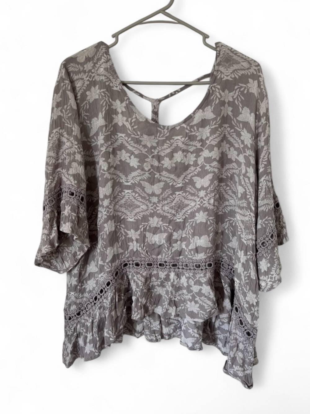 Maurices Taupe Floral Lace-Trim Peasant Tunic